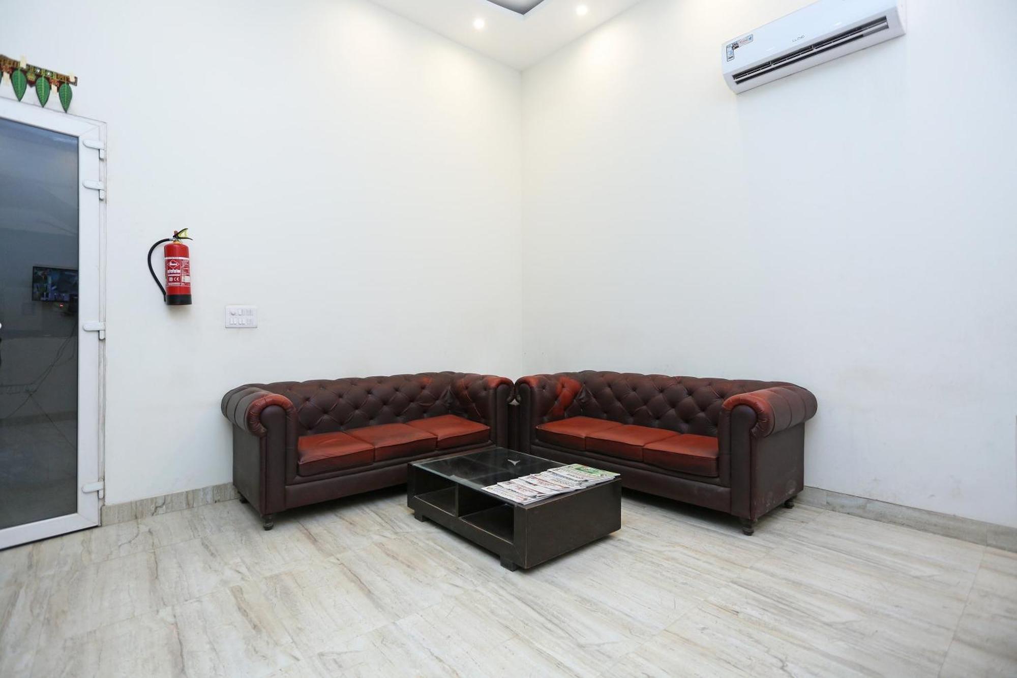 ניו דלהי Hotel O Lakshya מראה חיצוני תמונה